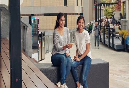 Deakin University from Australia opens a branch in GIFT City, Gujarat